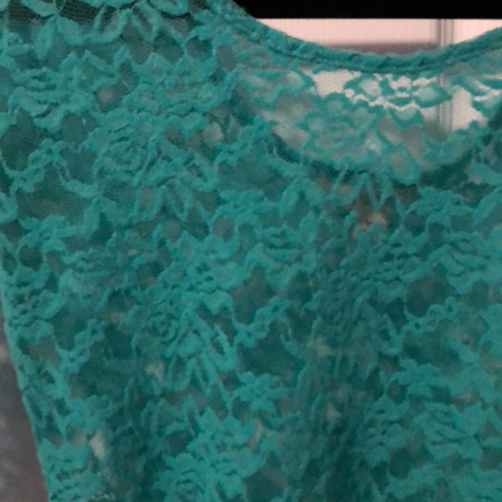 Decree Top - Picture 3 of 5